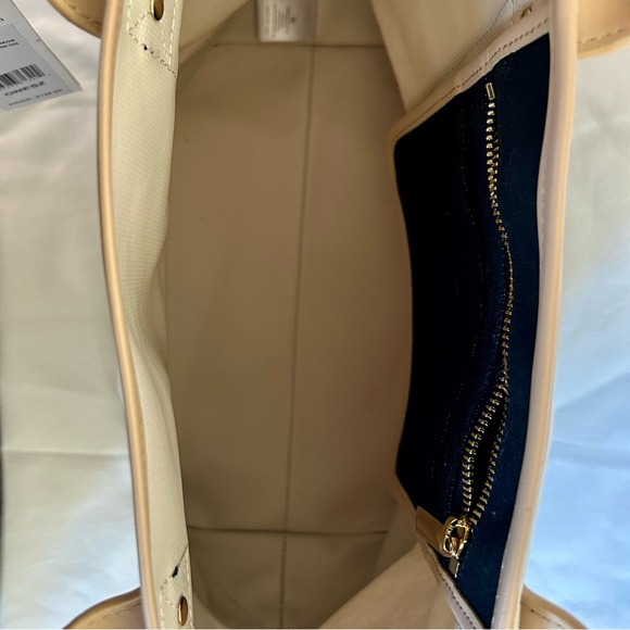 Vineyard Vines Beige and Black Women's Bag - Picture 7 of 9